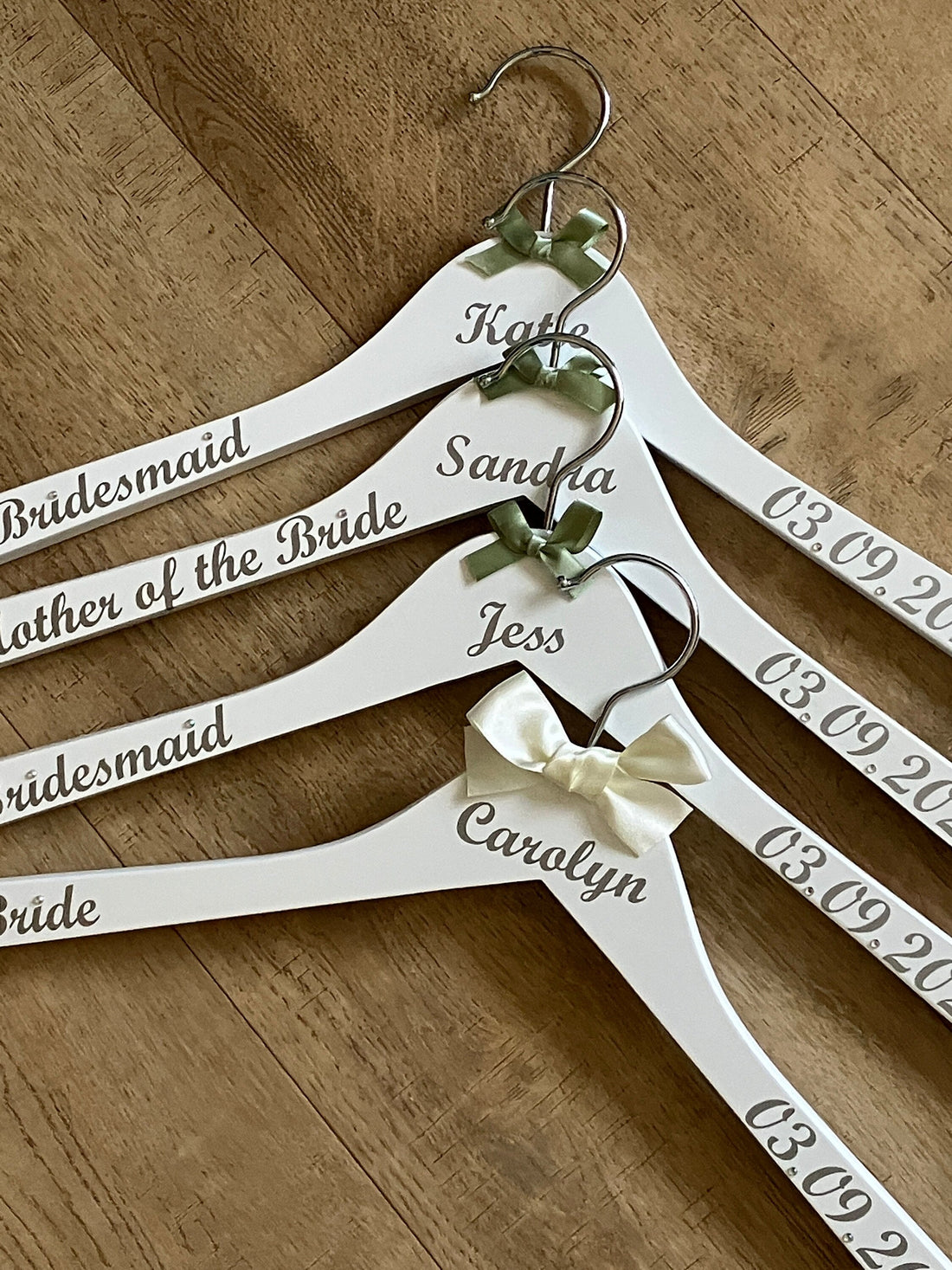 Wedding Party Personalised Hangers - Bridal Party Customised Hangers - set of 5
