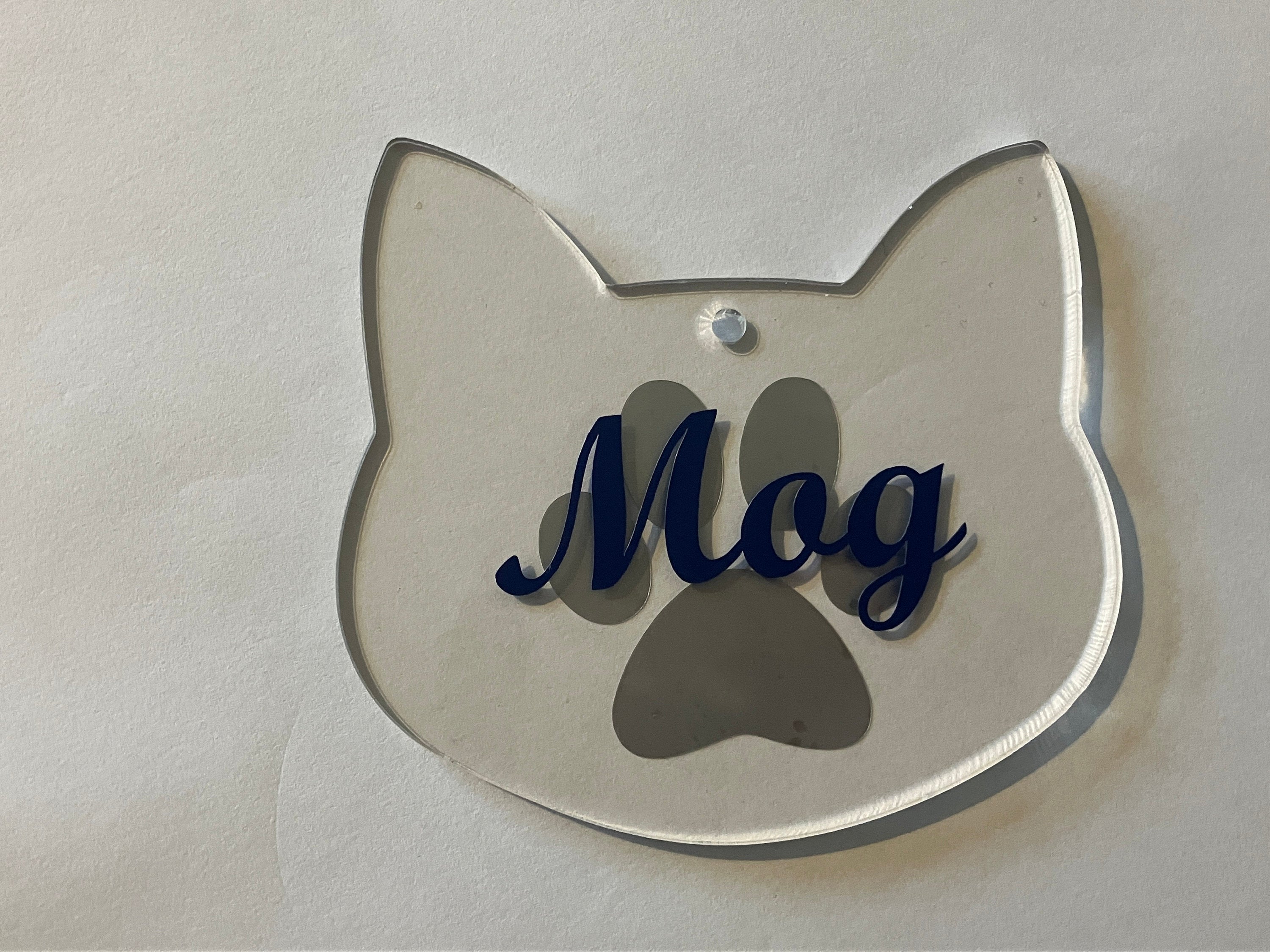 Cat Head Shaped Christmas Bauble – Acrylic Tree Decoration - Personalised with name