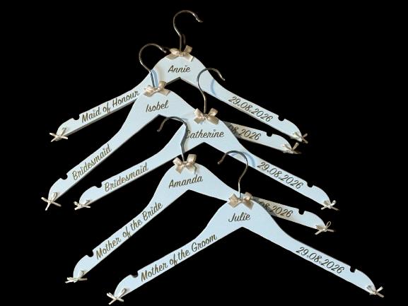 Wedding Hanger Set of 10 – Custom Bride & Bridesmaid Hangers