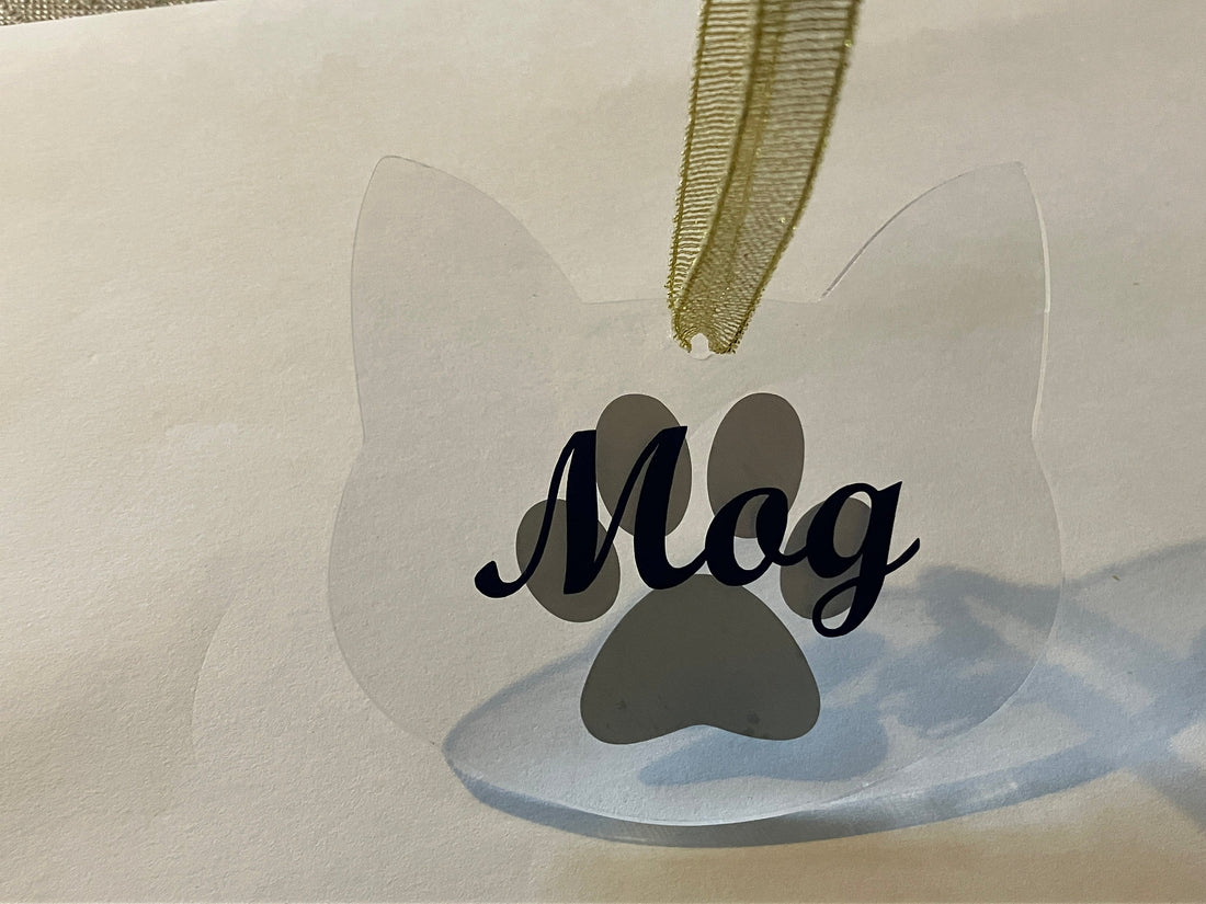 Cat Head Shaped Christmas Bauble – Acrylic Tree Decoration - Personalised with name