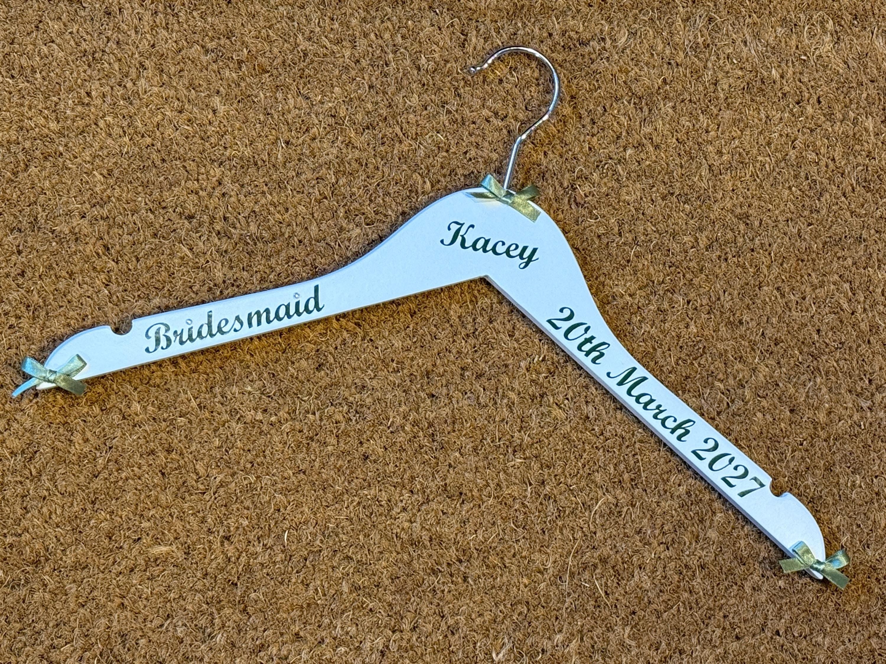 Wedding Party Personalised Hangers - Bridal Party Customised Hangers - set of 5