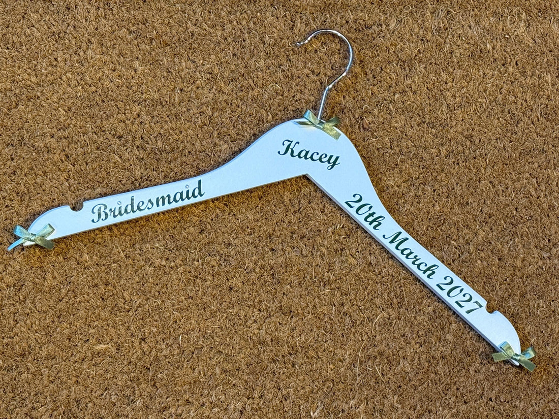 Wedding Party Personalised Hangers - Bridal Party Customised Hangers - set of 5