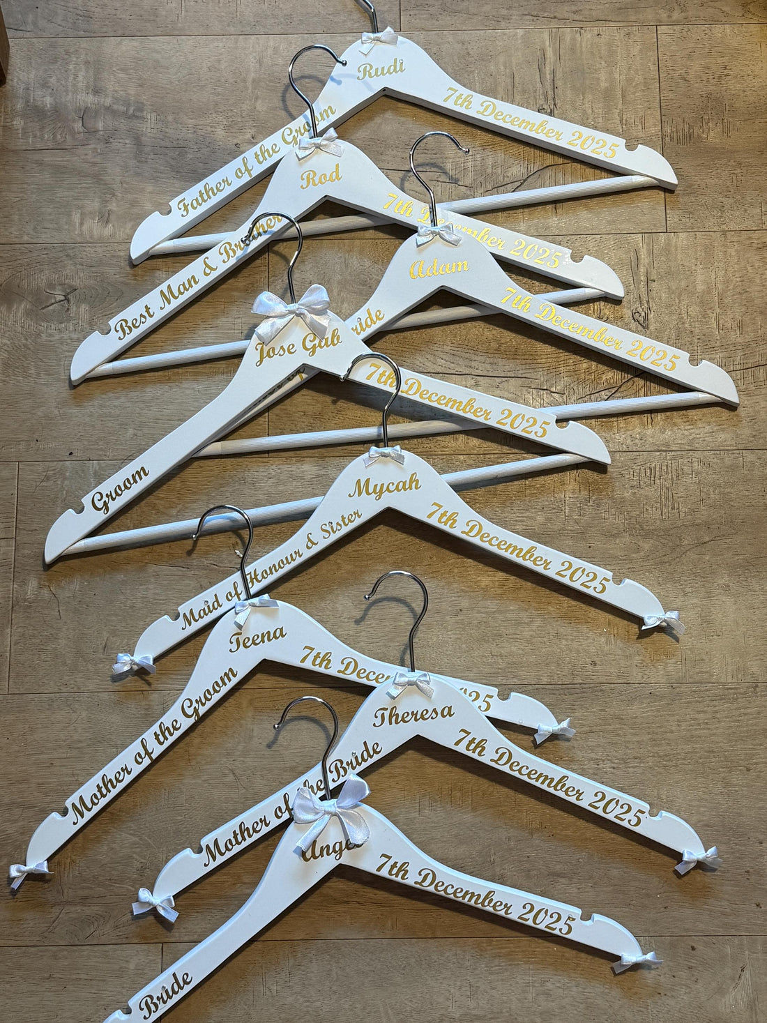 Wedding Hanger Set of 10 – Custom Bride & Bridesmaid Hangers