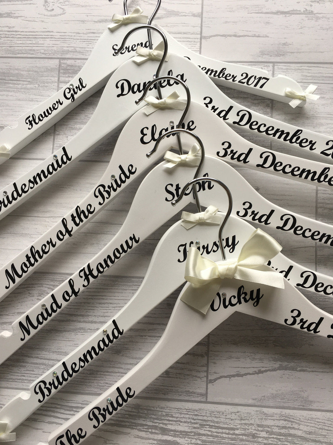 Customised Wedding hangers - Set of 7 - Bridal Party Outfit Organisers - Personalised